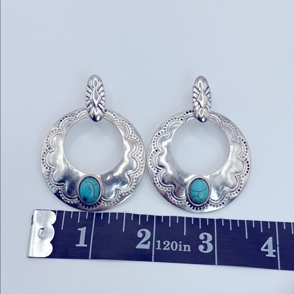 NWT! Free People Silver and Blue Hoop Earrings with Southwestern Design - Picture 7 of 9